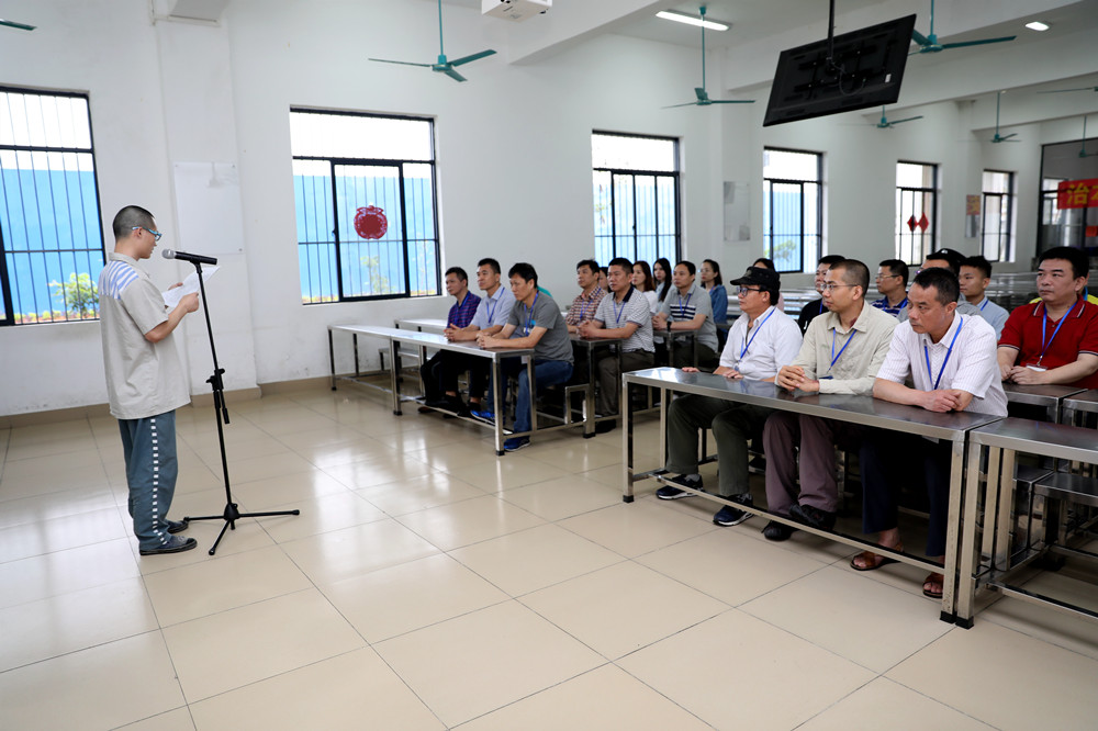 建設(shè)工程總包部黨支部和后勤黨支部結(jié)對(duì)開展警示教育學(xué)習(xí)活動(dòng)2_副本.jpg 建設(shè)工程總包部黨支部和后勤黨支部結(jié)對(duì)開展警示教育學(xué)習(xí)活動(dòng)2_副本.jpg